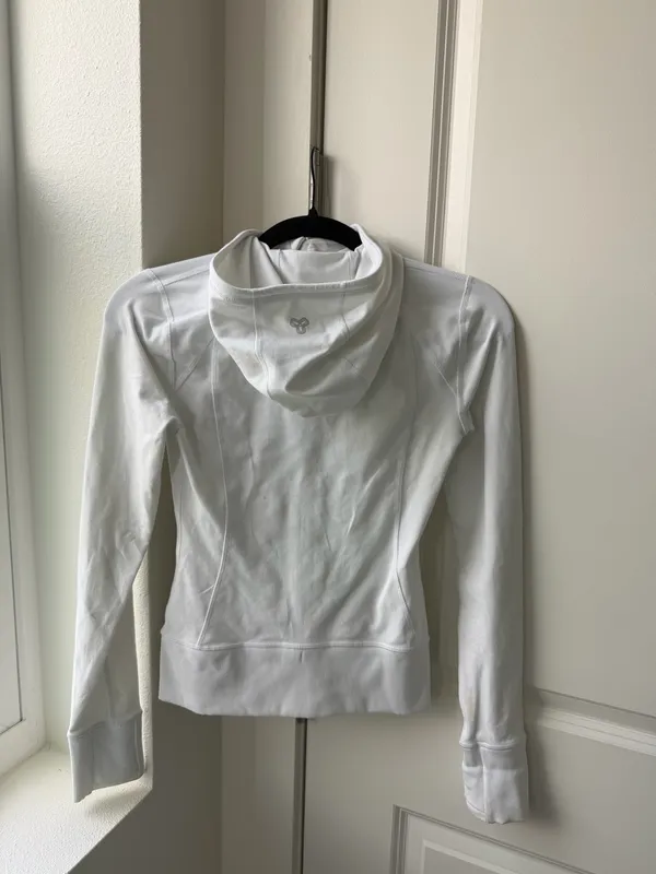 Aritzia TNA White Zip up Jacket - Image 2