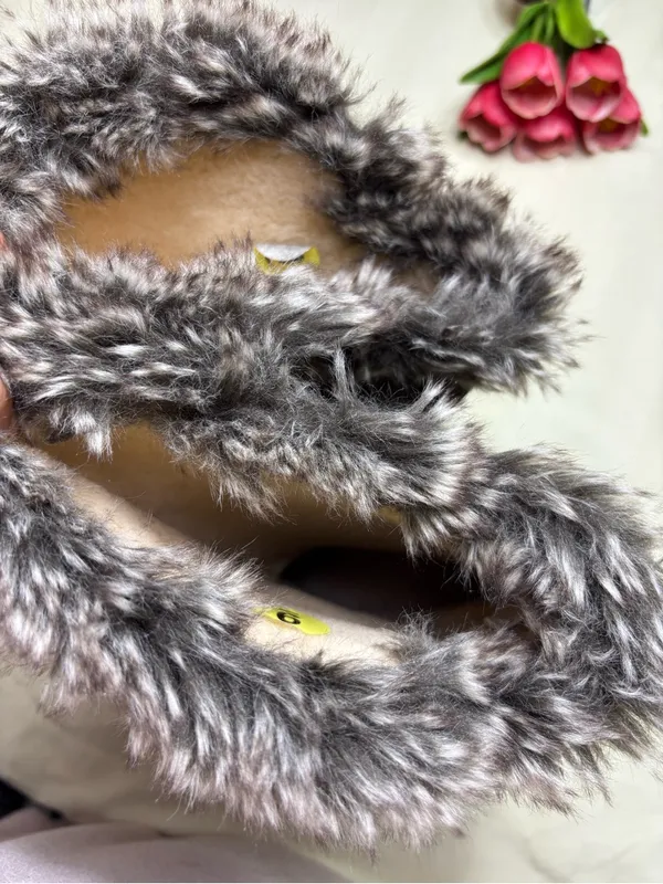 Bearpaw Genevieve Women's Size 9 Brown Suede Faux Fur Trim Winter Boots - Image 9