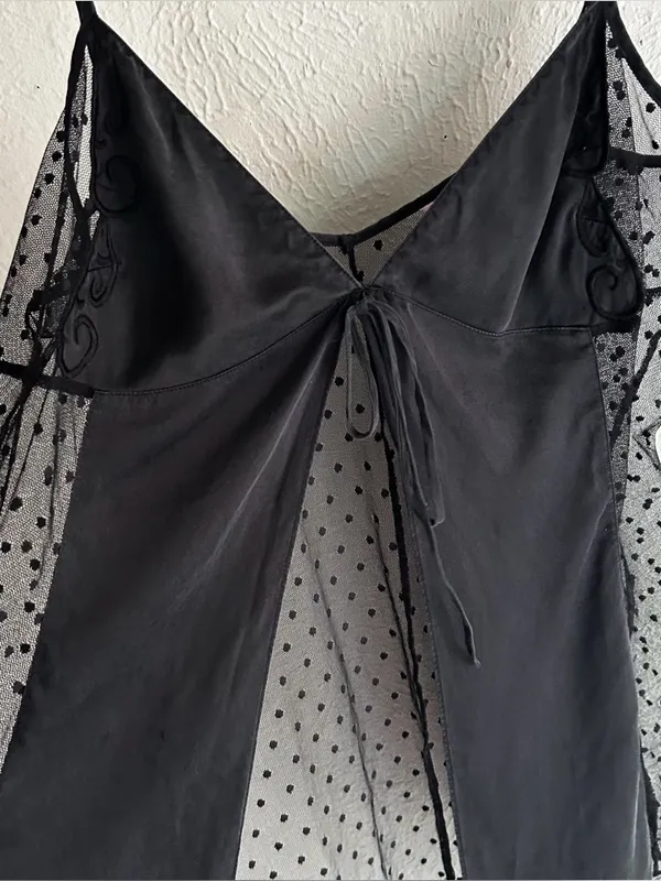Y2K Victoria’s Secret Silk + Sheer Lace Split front Cami Top Black Large - Image 2