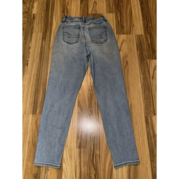 American Eagle Stretch Curvy Mom Jeans Womens‎ Size 0 Regular - Image 2