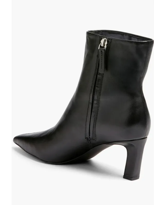 NEW Nordstrom Sisa Bootie 7.5 M, BLACK Leather Upper - Image 3