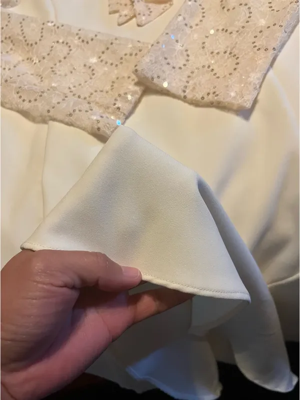 Wedding Dress White Size shoulder 15 inch, bust 37.8, waist size 29.9, length 40.9 inch, sleeve length 24.4 inch, cuff 9.1 inch - Image 3