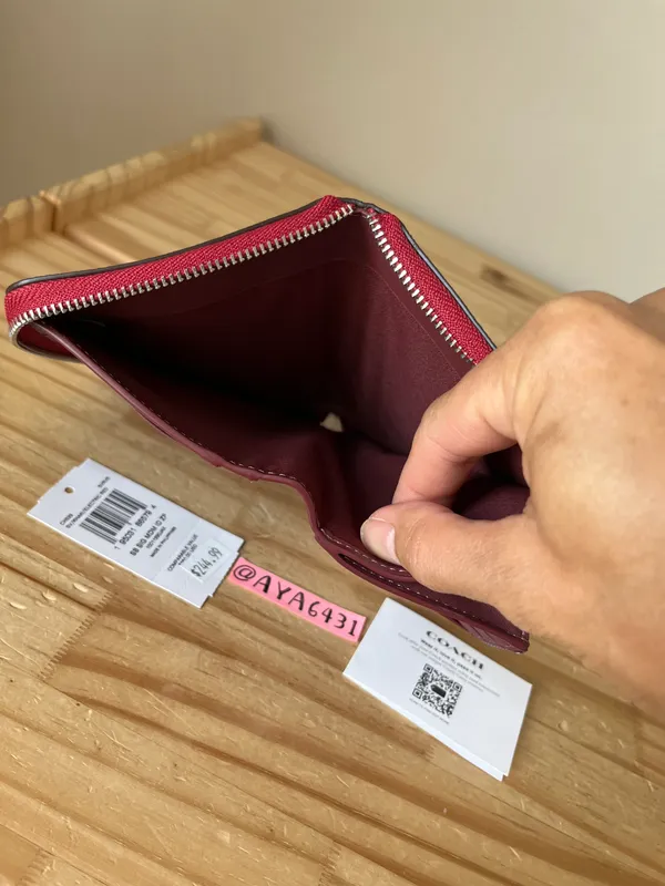 Wallet - Image 7