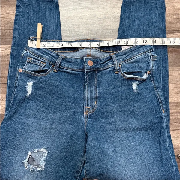 Old Navy Rockstar Mid Rise Skinny‎ Jeans, Size 8 - Image 6