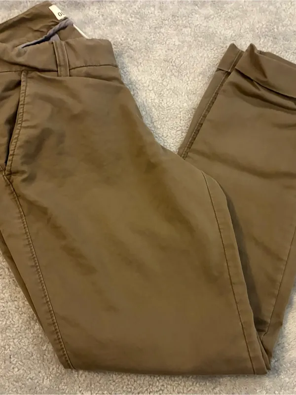 Women’s Old Navy Khaki Pants in Brown Size 2… 98% Cotton - Image 7