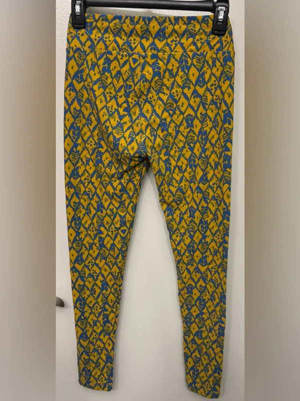 EUC LuLaRoe Leggings | Soft Stretch Women's Casual Printed Leggings - Image 2