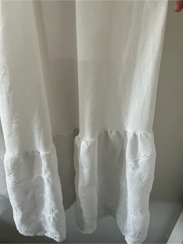 White Eyelet Smocked Tiered Maxi Dress Large Coastal Euro Summer Beach Resort - Image 5
