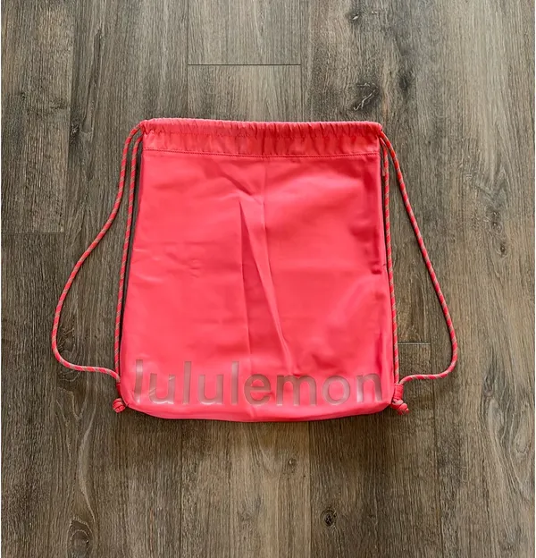 Lululemon Drawstring Bag - Image 3