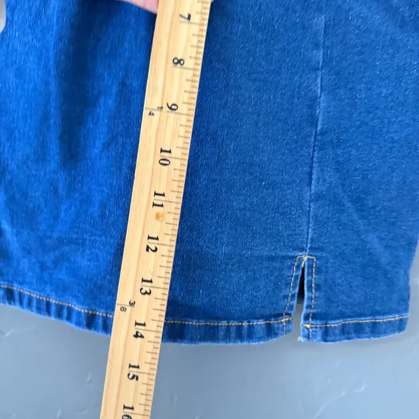 Women Medium Wash High Waisted Denim Skort with‎ Front Slits Size Medium Summer - Image 3