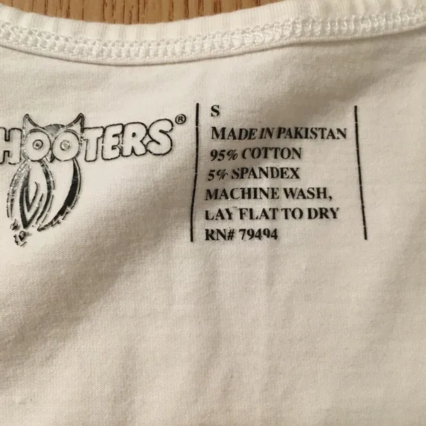 B71 #8 Hooters Girl Worn Uniform Super Sexy V-Neck Long Sleeve Shirt Size Small - Image 5