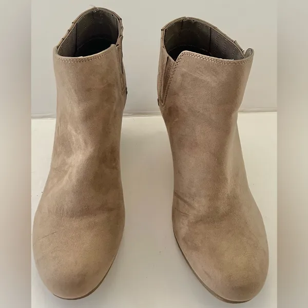 Dolce Vida for Target Tan/Brown Faux Suede Wedged Ankle Boots - Image 2