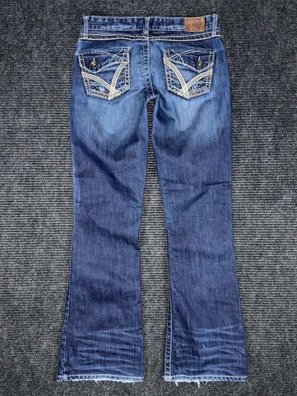 Buckle BKE Sabrina Low Rise Flare Jeans Size 26 x 31 Distressed Flap Pocket Y2K - Image 2