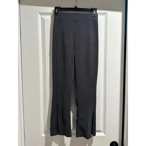 Lululemon Ribbed Softstream Zip-Leg High Rise Crop Pants - Image 2