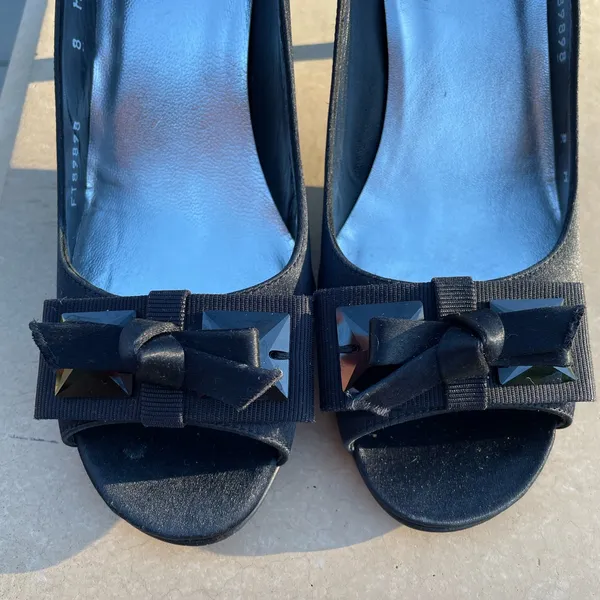 St. John Black Satin Peep Open Toe Bow Heels Pumps Shoes size 8 - Image 3