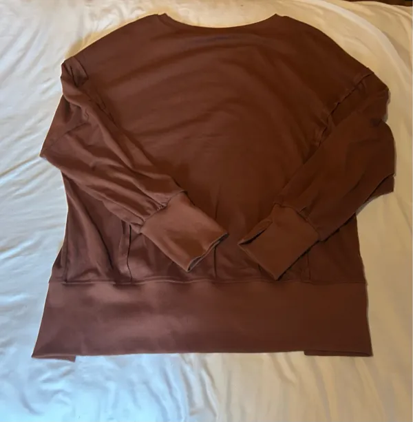 Relaxed boxy fit brown top Size M - Image 3
