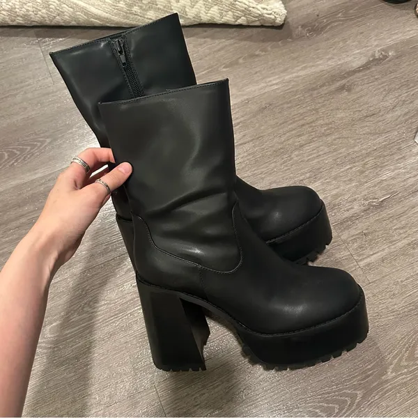 Princess Polly Garbo Platform Boots - Image 7