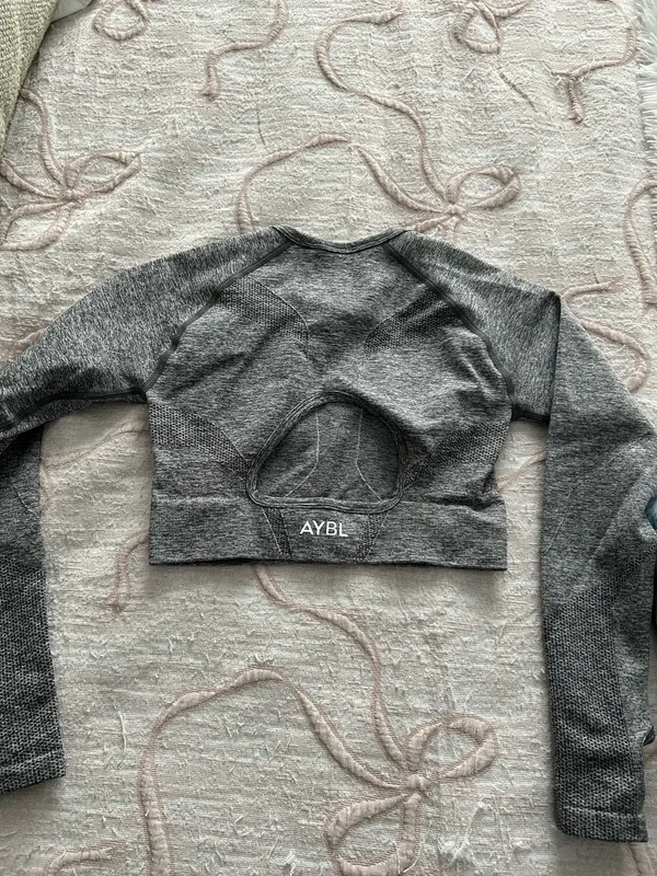 AYBL Workout Top Long Sleeve - Image 2