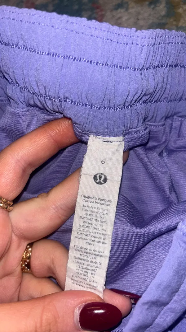Hotty Hot Low-Rise Lululemon 2.5" Shorts - Image 3