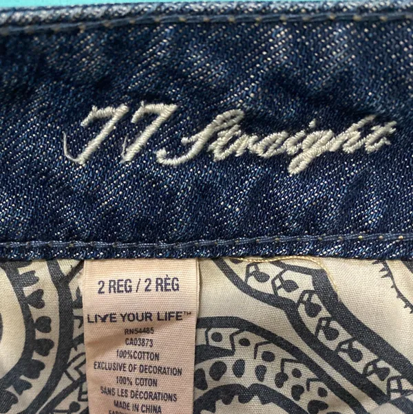 American Eagle Straight Leg Jeans - Image 5