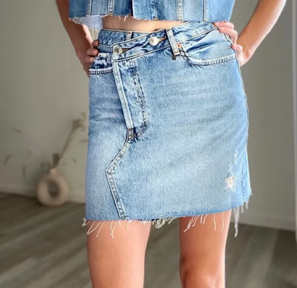 ZARA Asymmetrical Demin Mini Skirt - Image 2