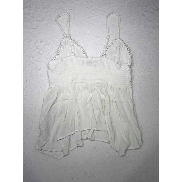 Almost Famous White Crochet Lace Boho Cami Top Sharkbite Hem Smocked Back Large - Image 2