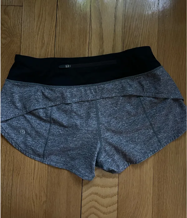 Lululemon Speed Shorts 2.5" - Image 2
