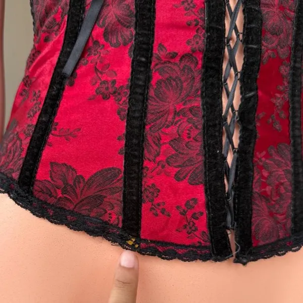 Y2K Red Black American Vintage Floral Corset - Image 5