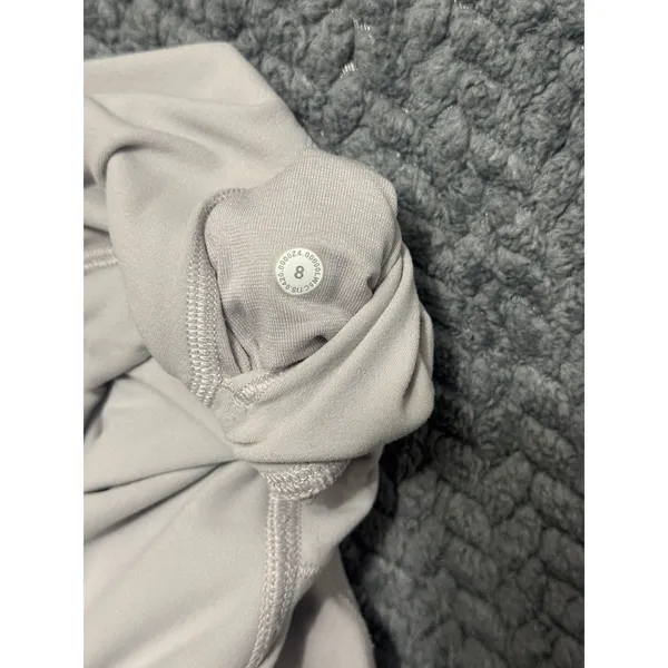LULULEMON Women's Align Pant Light Gray Soft High Rise Size 8 - Image 4