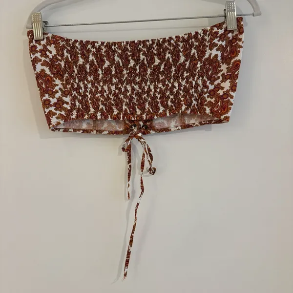 Valija Paisley Lace-Up Crop Top - Image 3