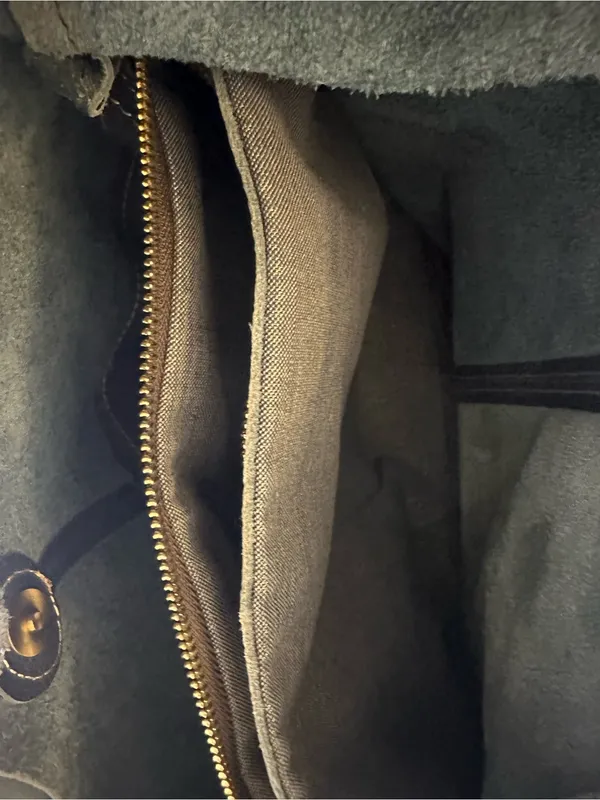 Mulberry Black Leather Hobo Bag with Brass Button - Image 5