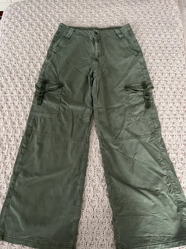 Cargos - Image 2
