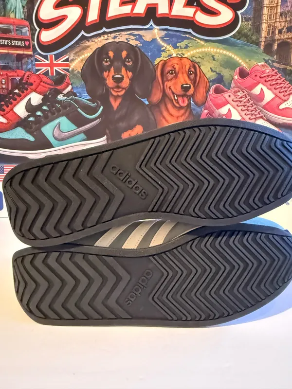 Women’s Adidas Runvista size 7.5w - Image 7
