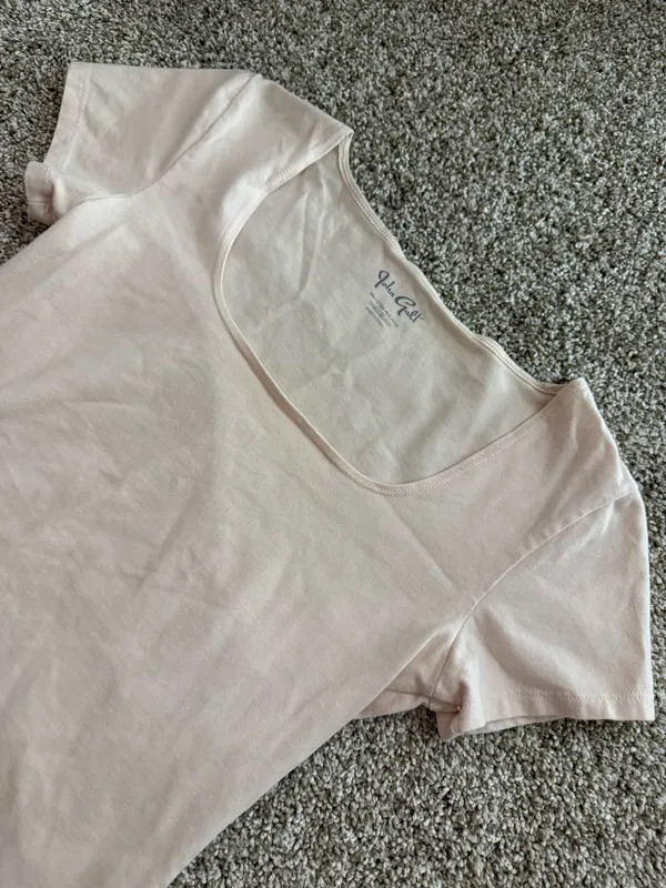 Brandy Melville John Galt Top Light Pink - Image 2