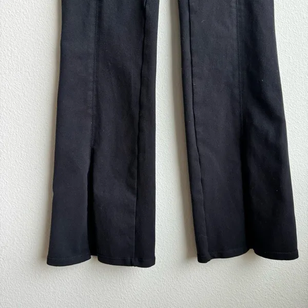 Alo Yoga High-Waist Flutter Flare Leggings Black Size Small - Image 4
