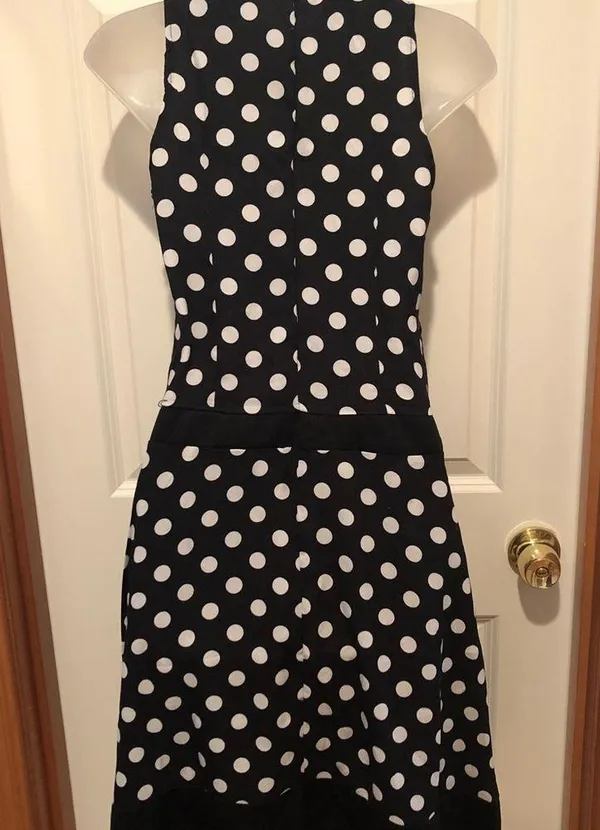 New dress Size M - Image 3