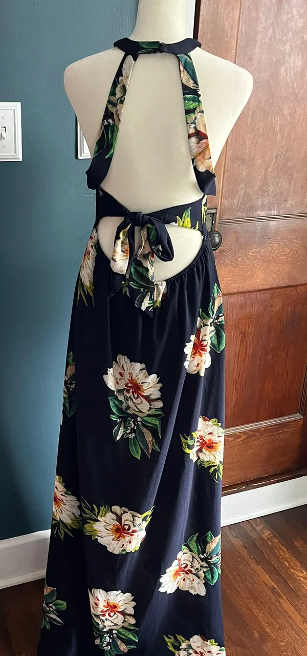 NWOT Floral Maxi Multi Size L - Image 3