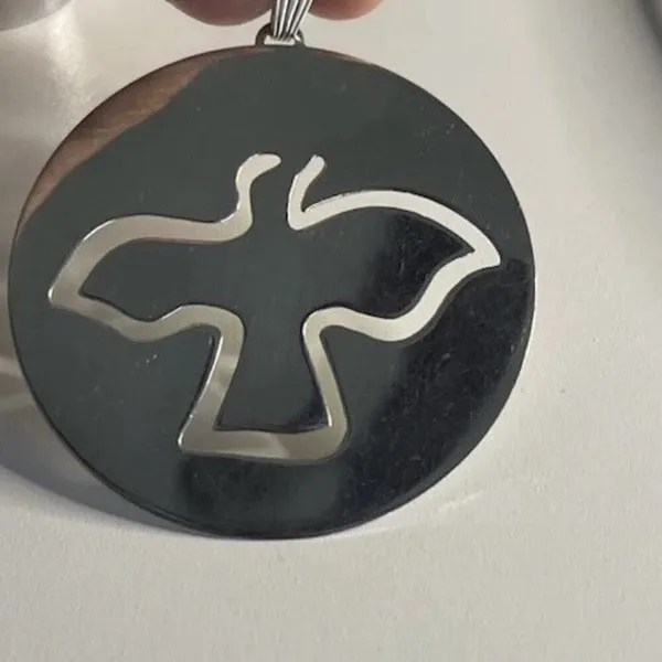 Vintage Tiffany & Co. Round Sterling Silver 925 Dove Pendant Lightweight RARE - Image 3