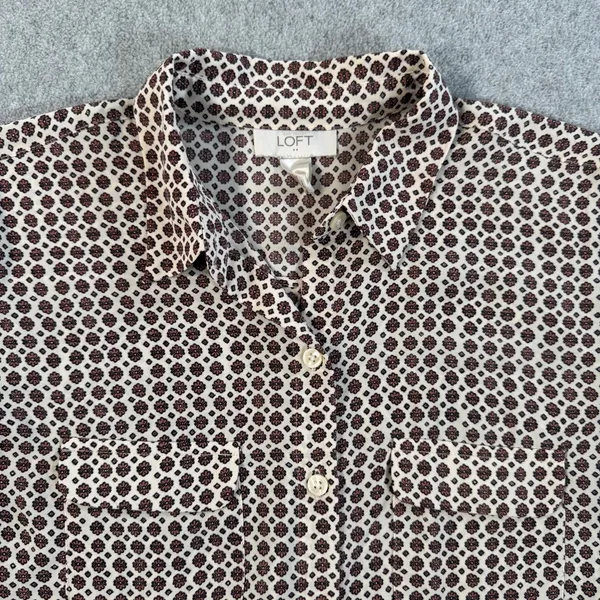LOFT Ann Taylor Women's Small Brown Cream Floral Button Up Blouse Lightweight - Image 4