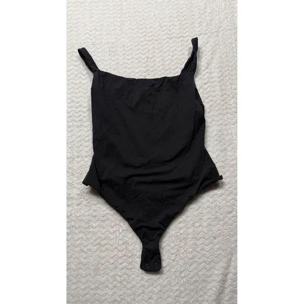 SKIMS Women Black Square Neck Sleeveless Bodysuit Size L RN 158973 High Stretch - Image 2