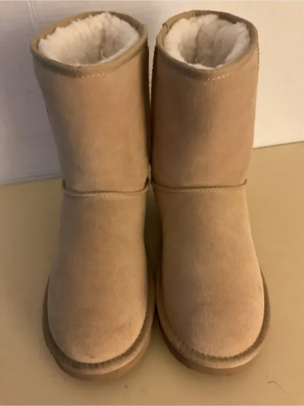 Koolaburra by Uggs women Tan Short classic short koola Boots US 9 - Image 3