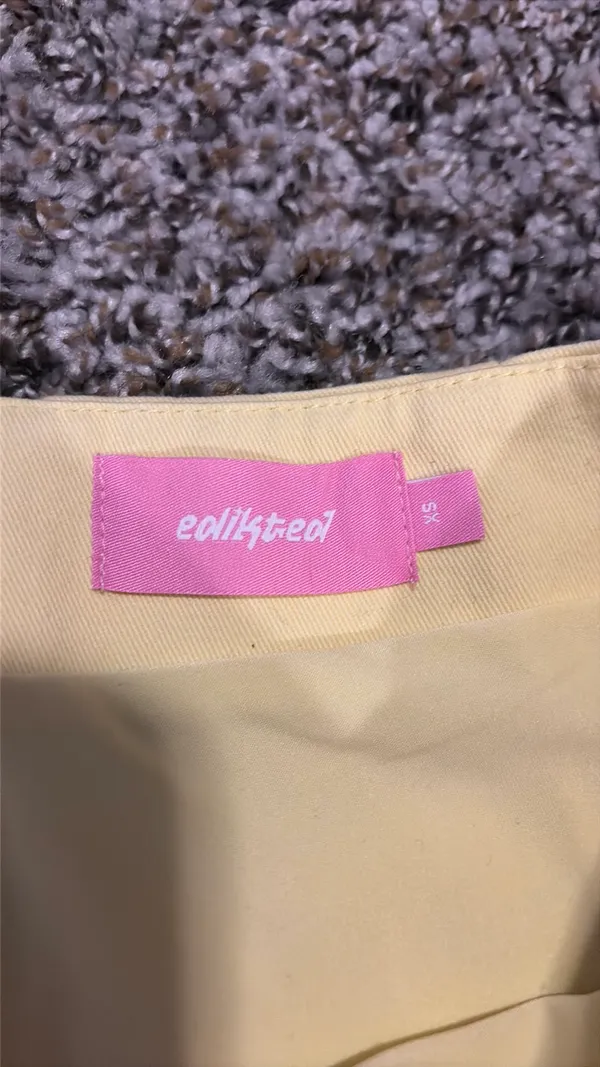 Edikted Skirt Mini Low-Rise - Image 3