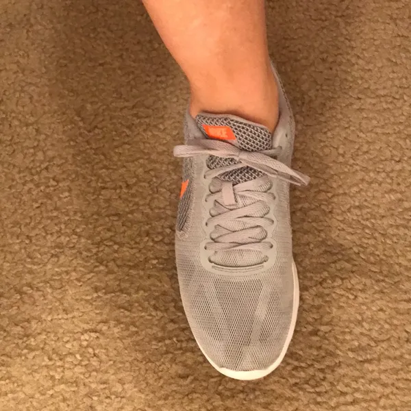 Nike shoes - Image 8