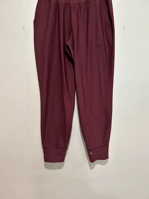 Old Navy joggers (M)  - Image 3