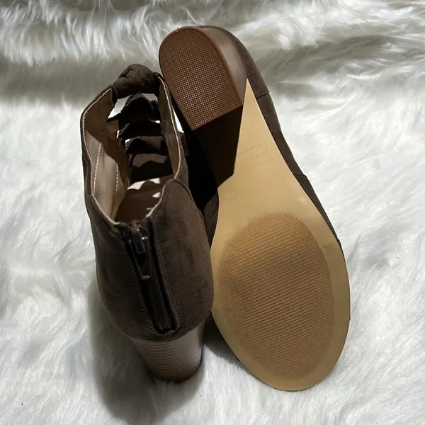 Metaphor Lema‎ Olive Suede Knotted Chunky Heel Ankle Boots Size 10. B68 - Image 8