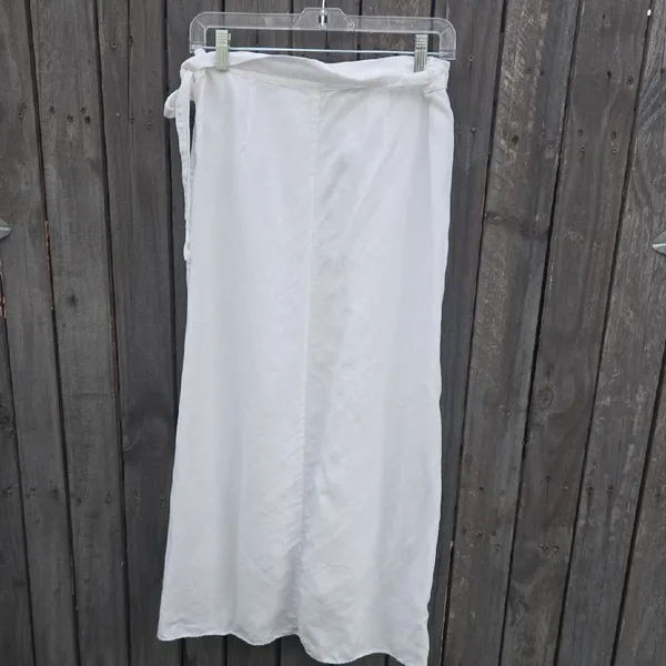 Wilfred White Wrap-Style Midi Skirt - Image 6