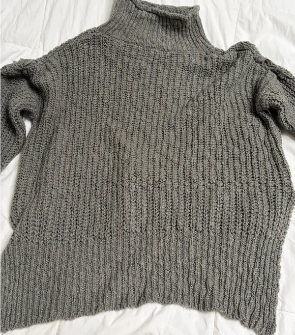 POL Sweater - Image 6