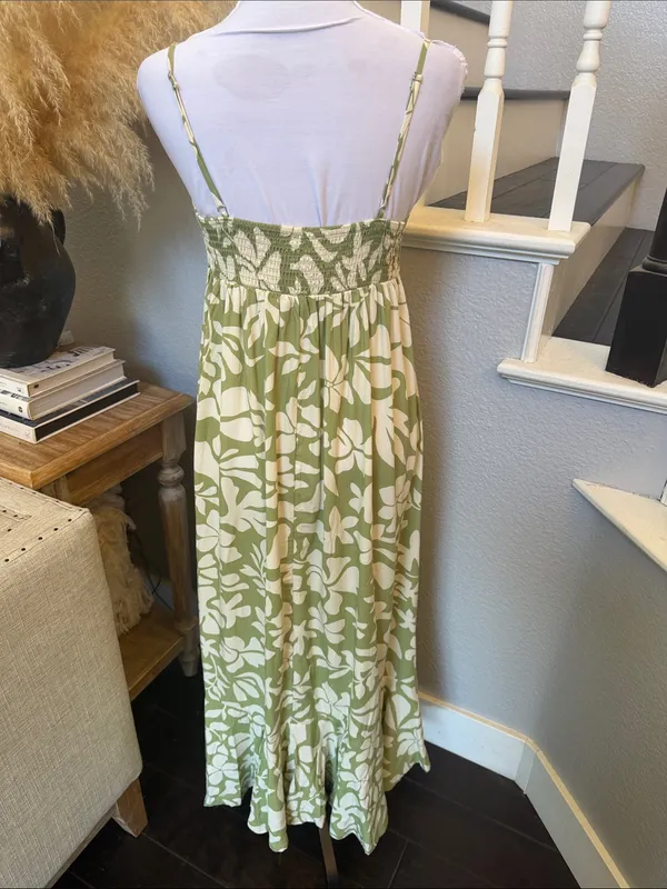Anthropologie Paper Heart Green Sleeveless Floral MIDI Tiered Dress Size Medium - Image 6