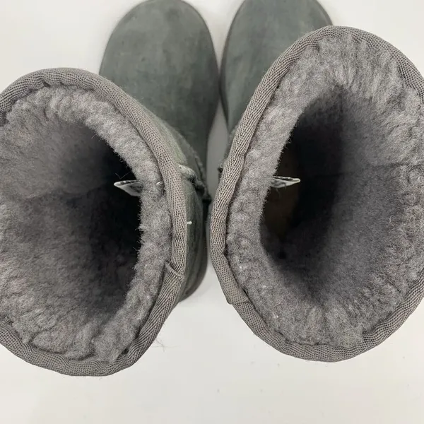 UGG Size 6 Classic Short Boots Australia Gray Suede Leather‎ Sheepskin Women's - Image 8