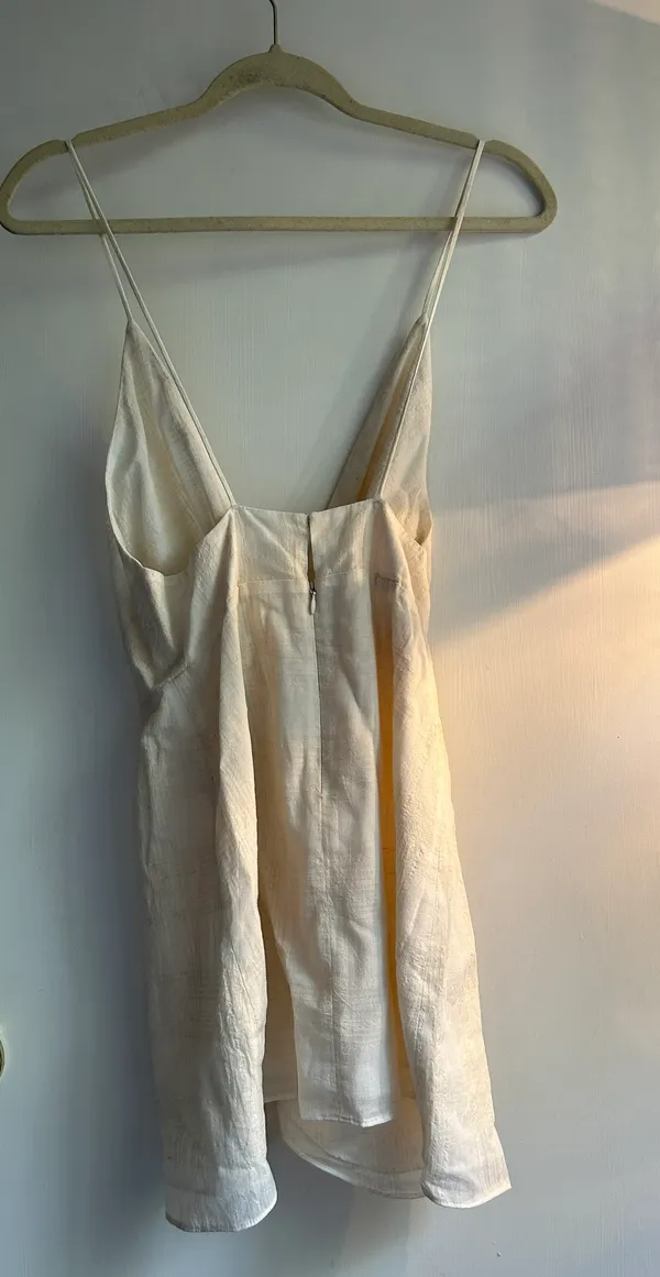 Aritzia Wilfred Pursuit Camisole - Image 9