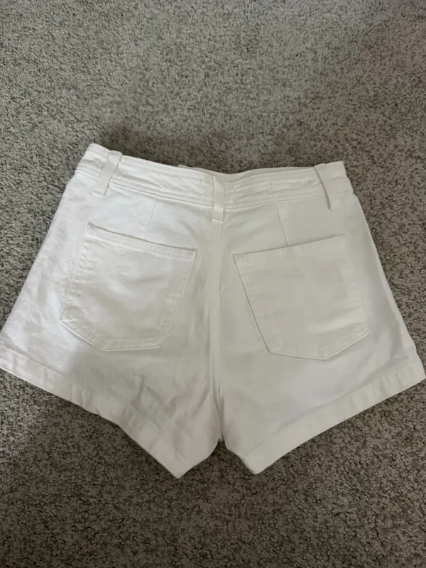 Universal Thread Shorts - Image 2